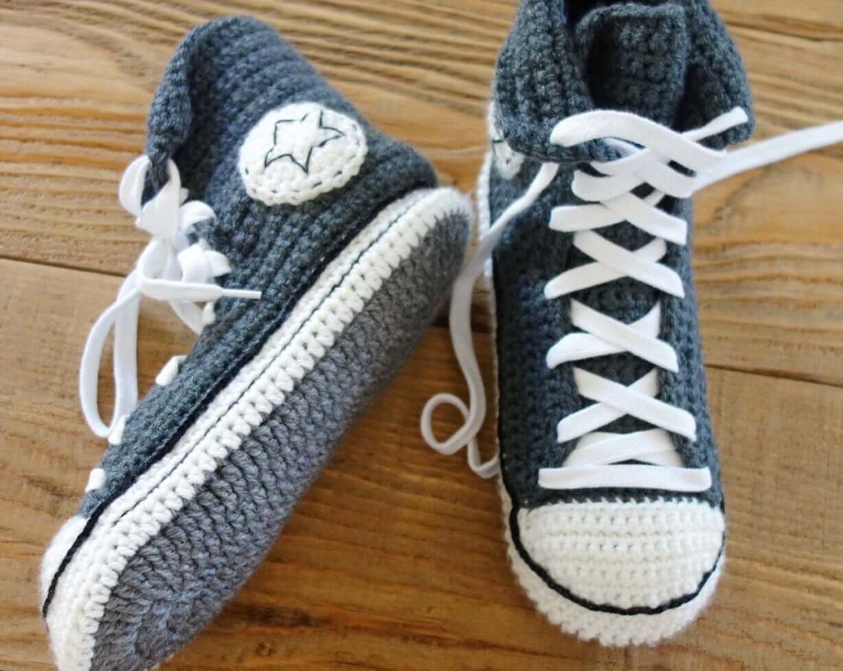 Patron au crochet - Bottines à la mode - Crochetmilie