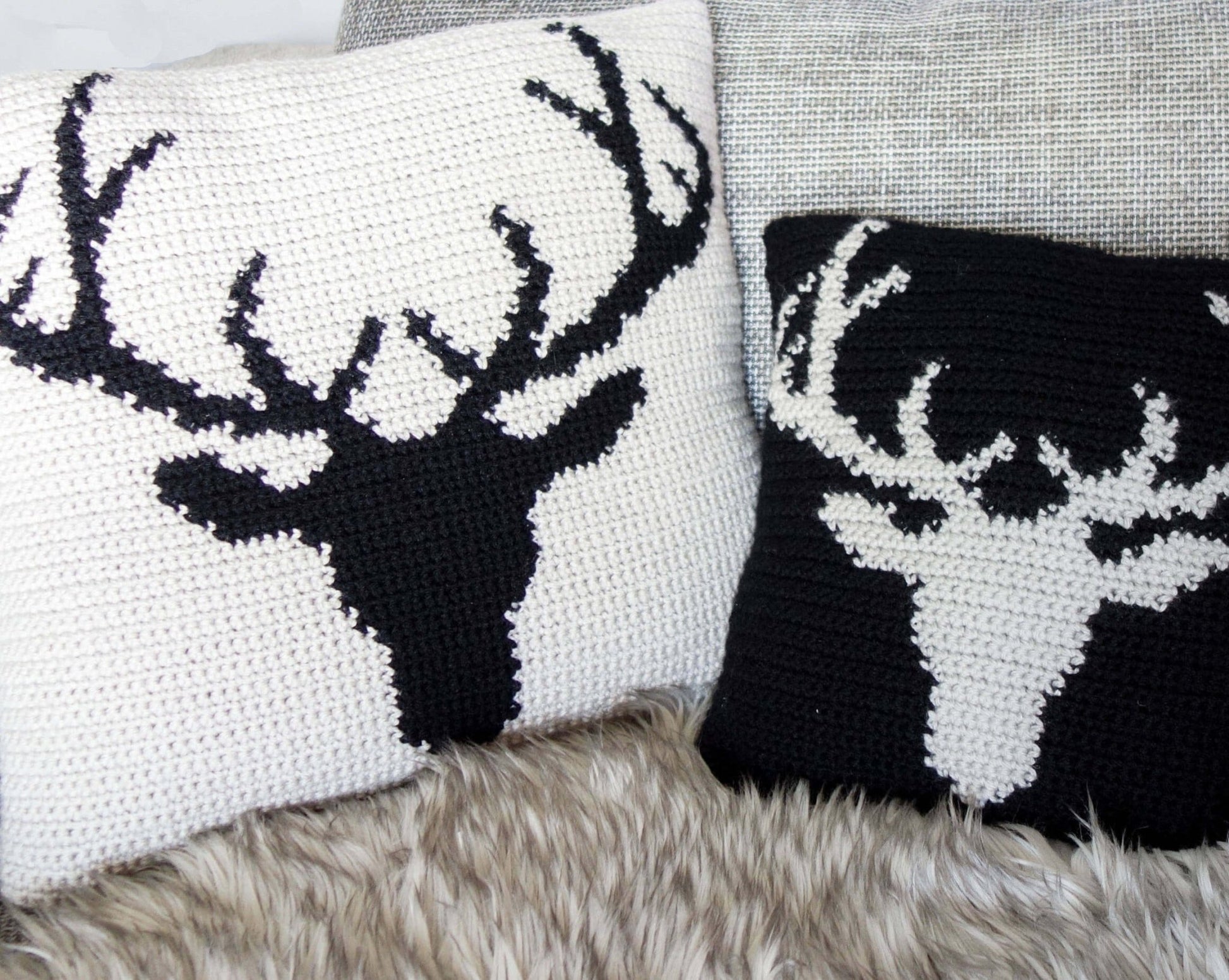 Patron au crochet - Coussin chevreuil - Crochetmilie