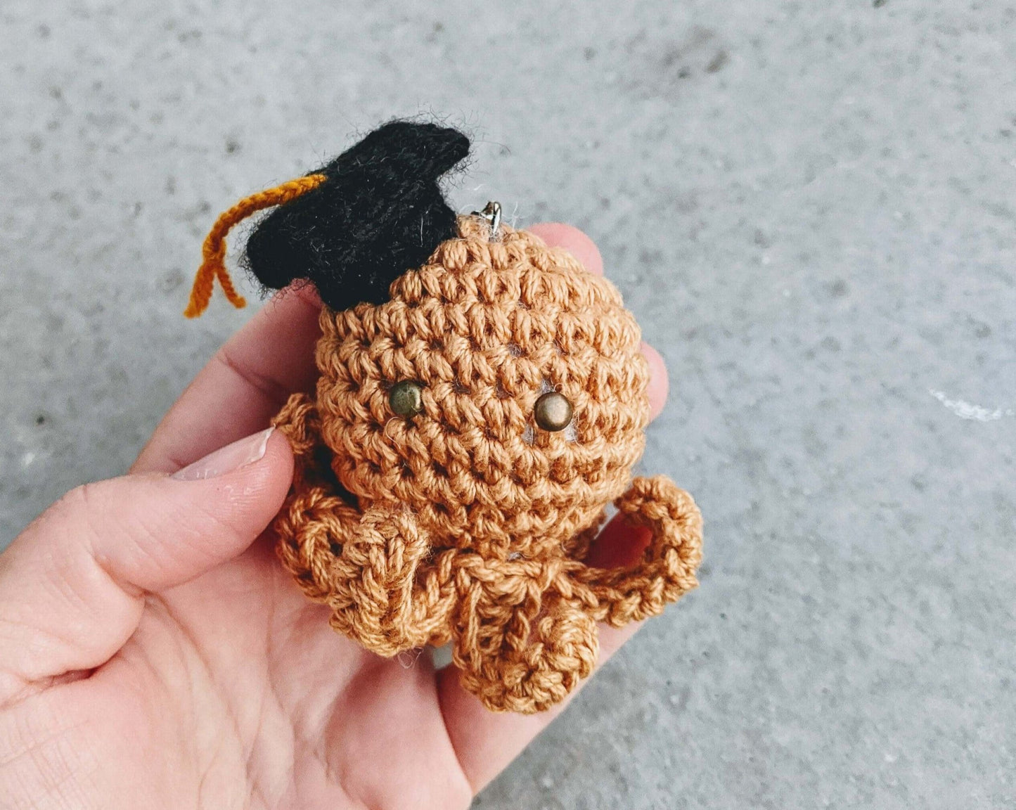 Patron au crochet - La pieuvre de graduation - Crochetmilie