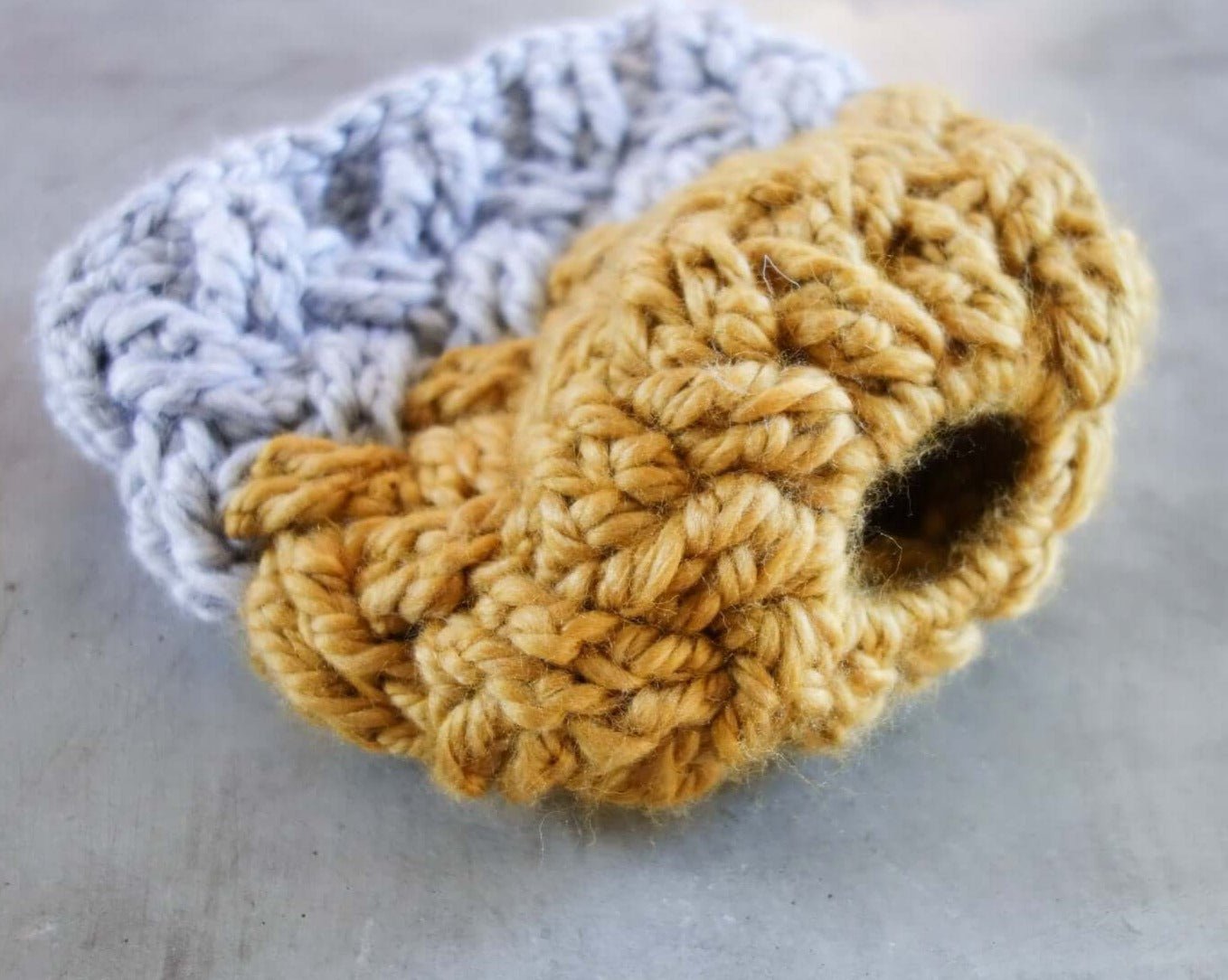 Patron au crochet - La tuque tressée - Crochetmilie