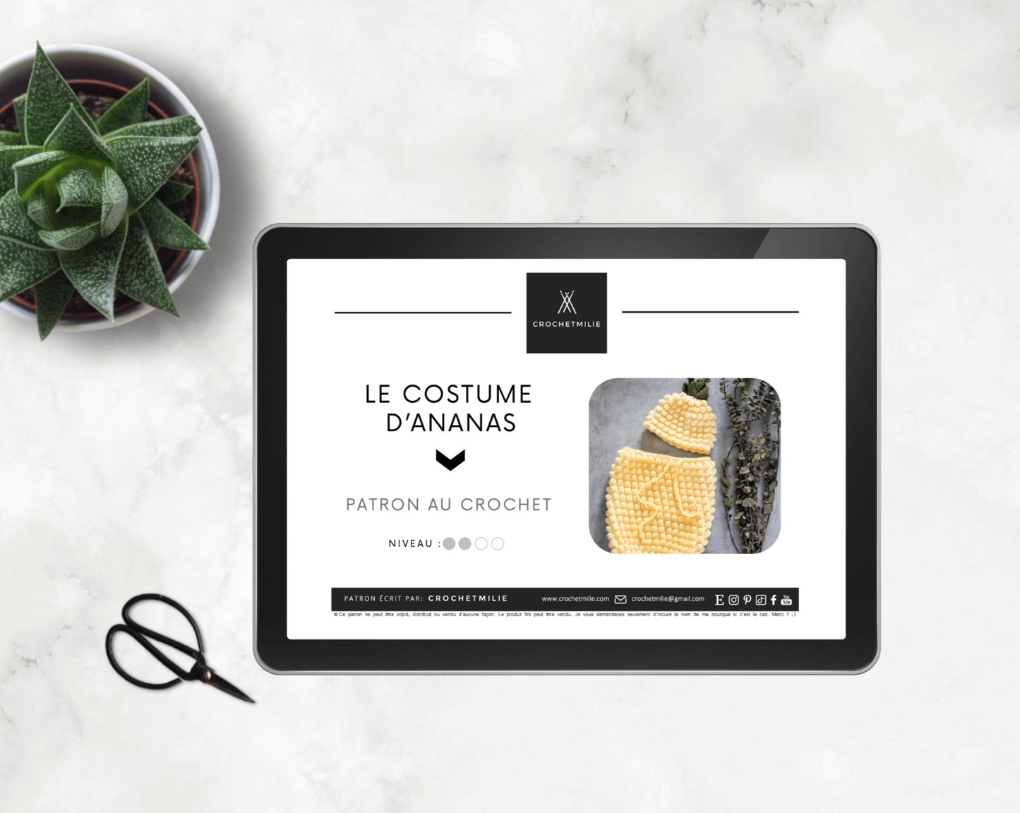 Patron au crochet - Le Costume d'ananas - Crochetmilie
