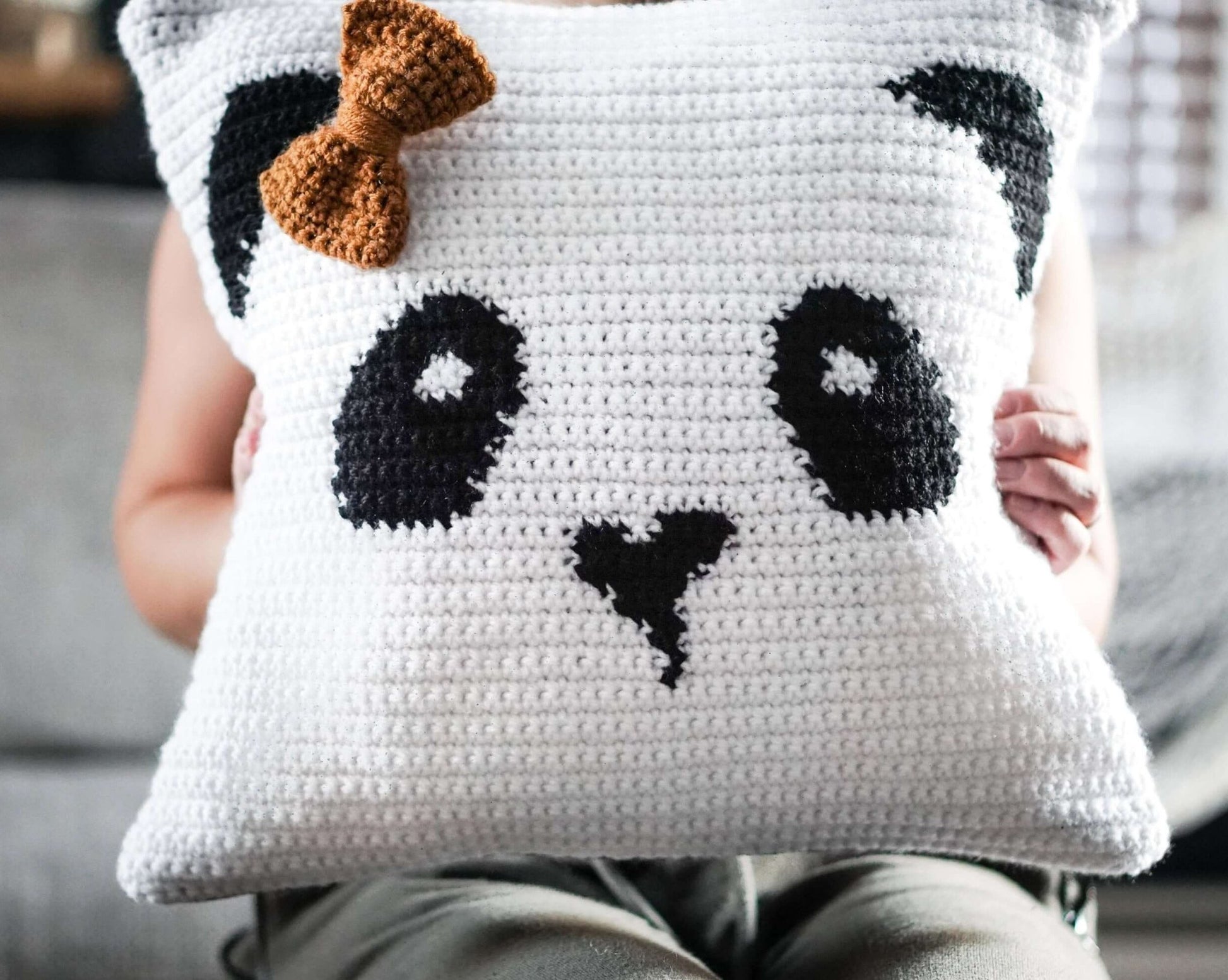 Patron au crochet - Le coussin panda - Crochetmilie