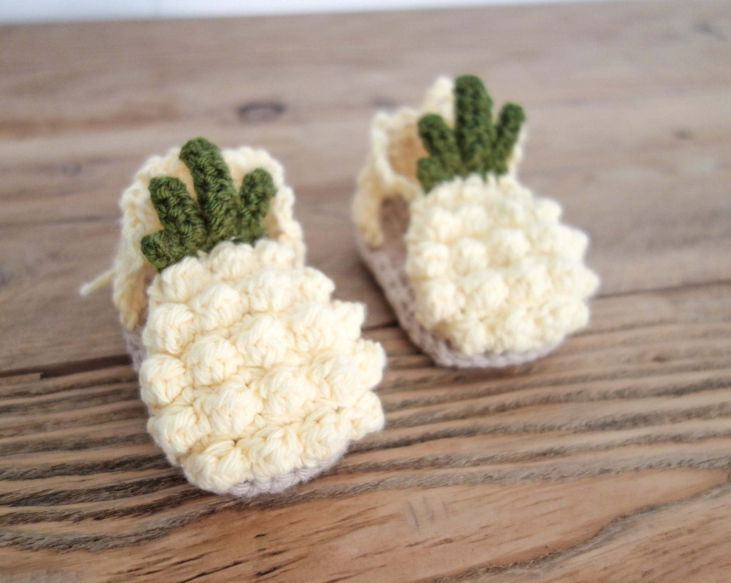 Patron au crochet - Les bottines ananas - Crochetmilie