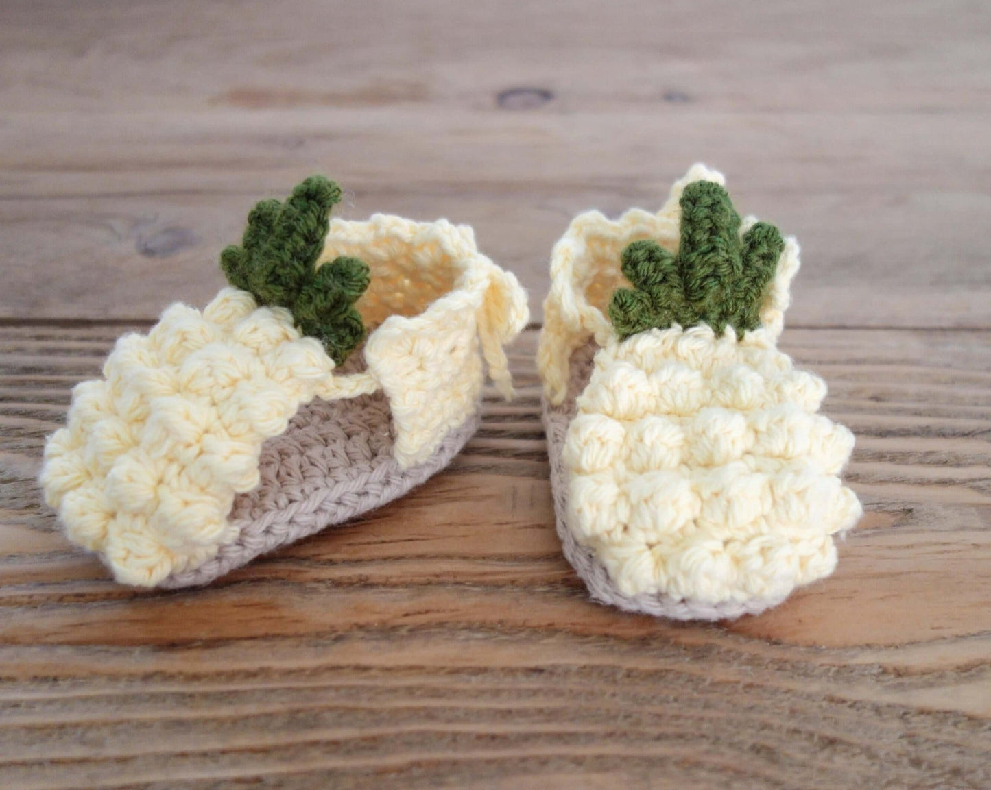 Patron au crochet - Les bottines ananas - Crochetmilie