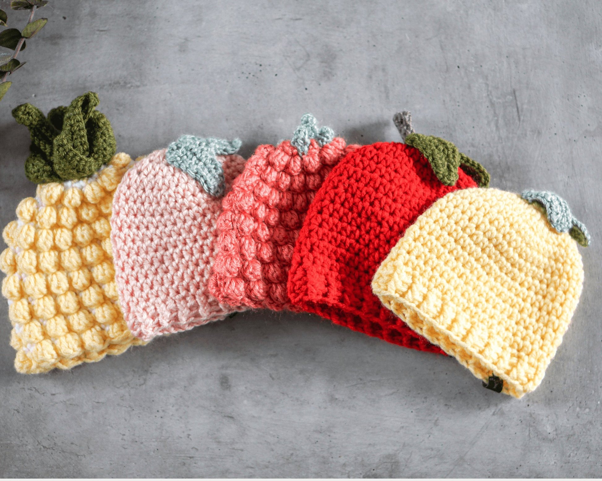 Patron au crochet - Les petites tuques de fruits - Crochetmilie
