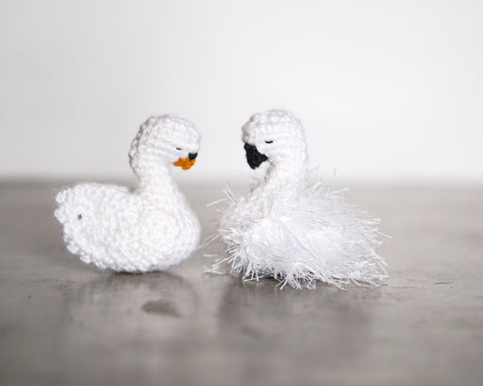 Patron au crochet - Le cygne paisible