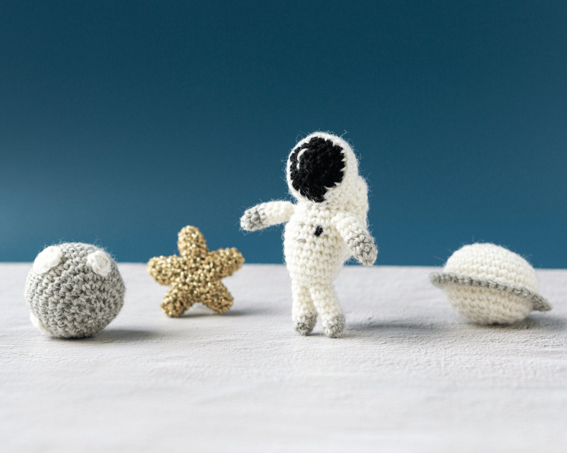 Patron au crochet - Dans l'univers - Crochetmilie