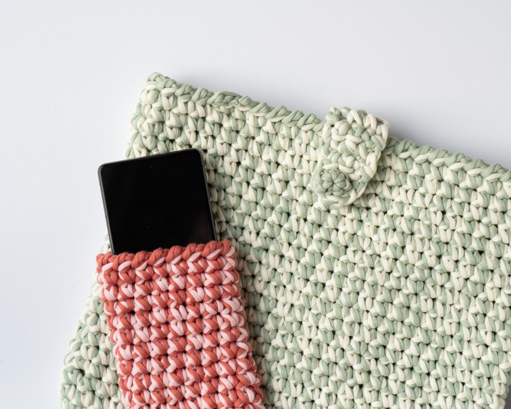 Patron au crochet - La pochette pratique - Crochetmilie