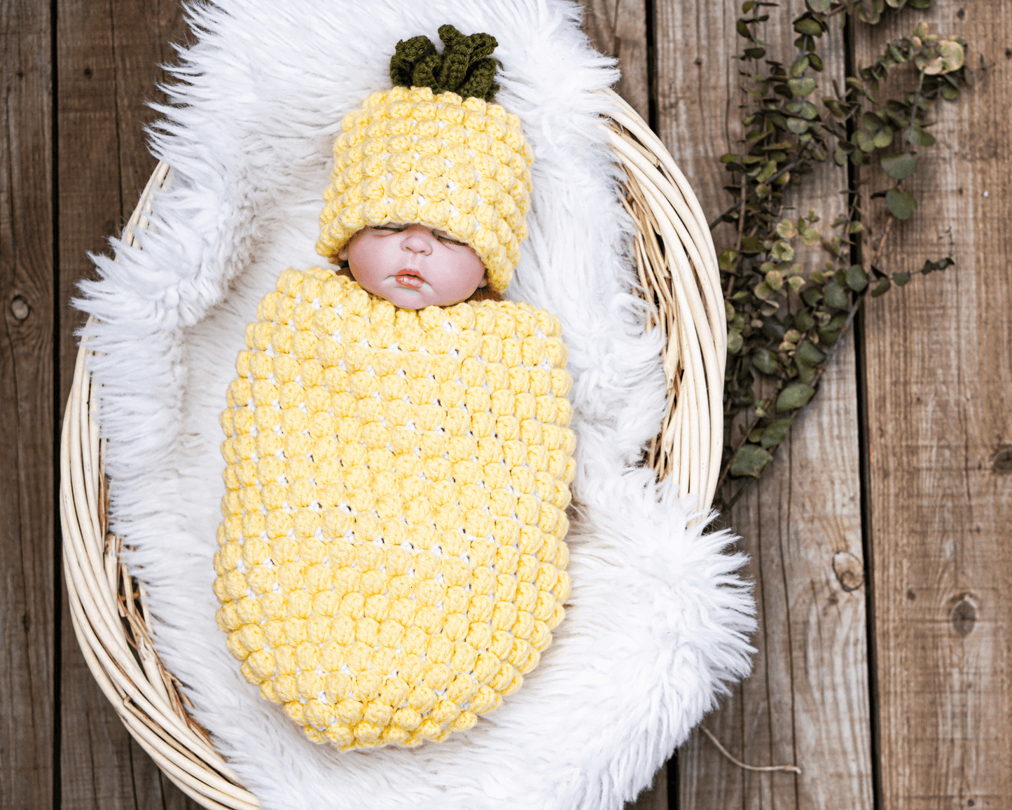 Patron au crochet - Le Costume d'ananas - Crochetmilie