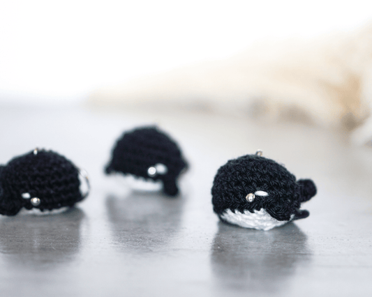 crochet whale, grampus keychain, black and white whale