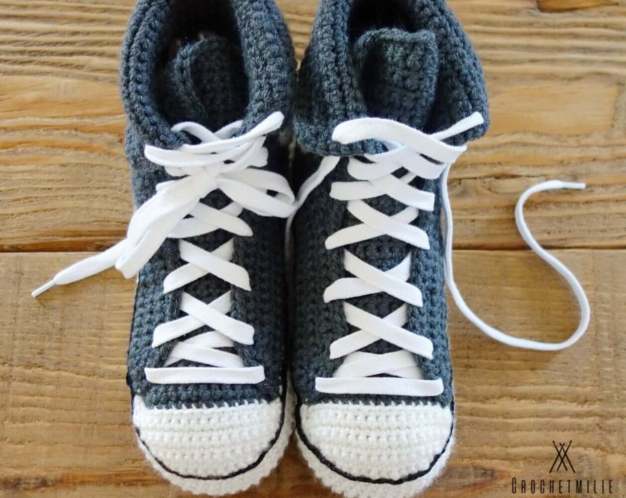 Converse basse outlet blanche crochet